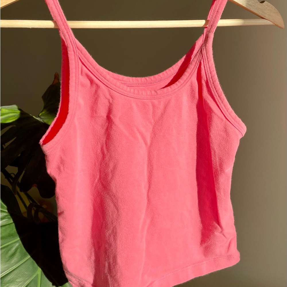 ARQ CropTank in BUBBLEGUM Size S (Archived Color!)